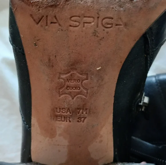 Black Leather Ankle Boots - Picture 15 of 15